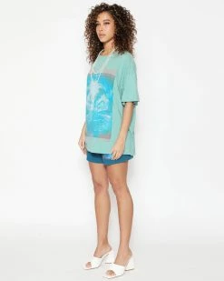 BOYS LIE X Green Washed Up Boyfriend Tee -Boys Lie Sales Store 4O7A0004 1