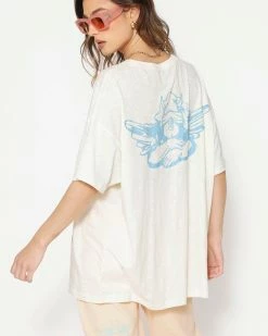 BOYS LIE X Ivory I Am Not Where You Left Me V2 Boyfriend Tee 17 BOYS LIE X Ivory I Am Not Where You Left Me V2 Boyfriend Tee -Boys Lie Sales Store 4O7A0556