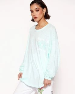 BOYS LIE X Head Over Heals Longsleeve Boyfriend Tee 14 BOYS LIE X Head Over Heals Longsleeve Boyfriend Tee -Boys Lie Sales Store 4O7A0951 360b25f8 8bb6 4e2e b797 1322976cb3d7