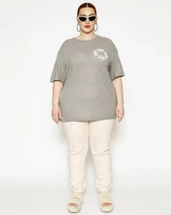 BOYS LIE X Shoot Your Shot Boyfriend Tee 21 BOYS LIE X Shoot Your Shot Boyfriend Tee -Boys Lie Sales Store 4O7A3206b 4cc890a4 7b48 4c4f 8ece 65bc196329bf