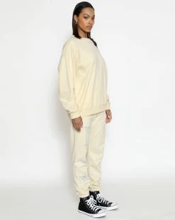 BOYS LIE X Deserted Sweatpants 12 BOYS LIE X Deserted Sweatpants -Boys Lie Sales Store 4O7A8243bcopy 670fb47d 5784 48d0 9c24 2cc2fa5963d5