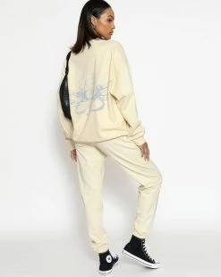 BOYS LIE X Deserted Sweatpants 13 BOYS LIE X Deserted Sweatpants -Boys Lie Sales Store 4O7A8245bcopy 531c92f4 1e75 4b6c b1d7 8909f4af27e7