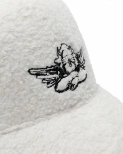BOYS LIE X Cream Sherpa Cap -Boys Lie Sales Store 4O7A8698rcopy2