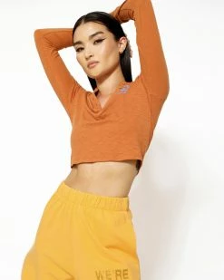 BOYS LIE X Nutmeg Perspective Shift Crop Henley -Boys Lie Sales Store 4O7A8773r