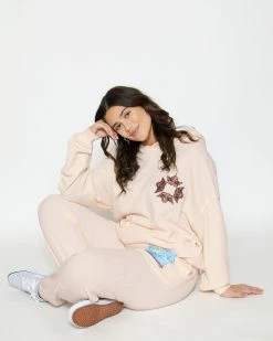 BOYS LIE X World Tour Thermal Sweatpants 18 BOYS LIE X World Tour Thermal Sweatpants -Boys Lie Sales Store 4O7A9570