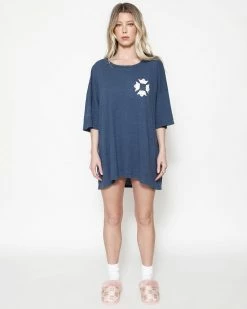 BOYS LIE X World Tour Boyfriend Tee 28 BOYS LIE X World Tour Boyfriend Tee -Boys Lie Sales Store 4O7A9619 242ac419 d929 487c a753 a2c447a8d3d5