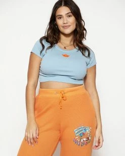 BOYS LIE X Where It Begins Crop Tee -Boys Lie Sales Store 4O7A9742 7b77ded8 06d9 4fc7 9294 b285041850bb